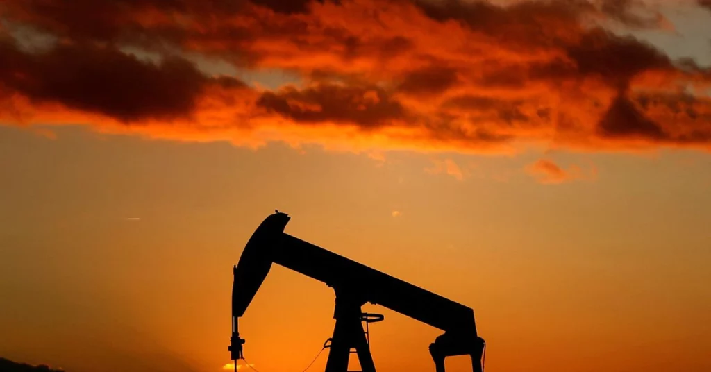 Öl stabilisiert sich nach Schwankungen in der Ukraine-Krise, Atomgespräche mit dem Iran belasten es