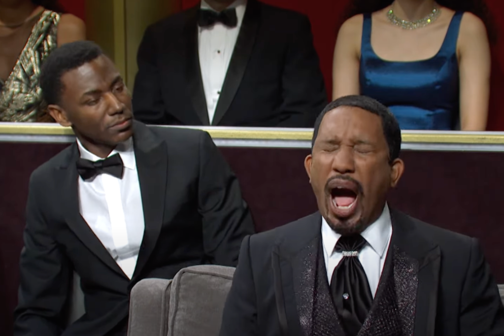 SNL covert Will Smith & Chris Rocks Oscar Slap In The Sketch, 'Weekend Update'