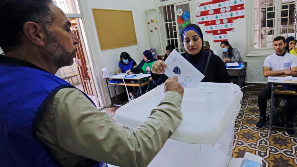 Libanesische Wahlen: Meinungsumfragen bei hochrangigen Parlamentswahlen eröffnet