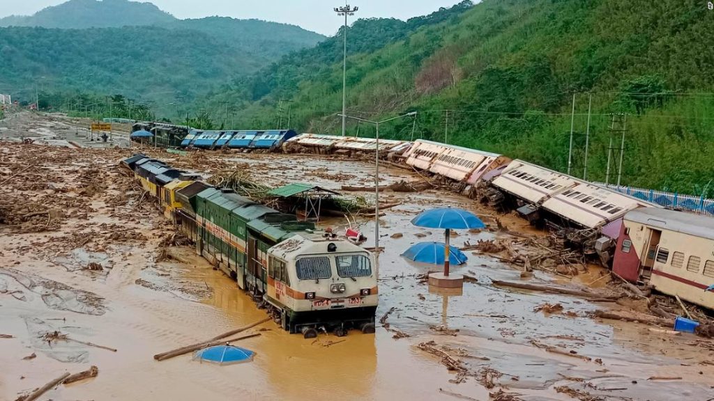 Überschwemmungen in Assam: Eine halbe Million Inder sind aufgrund von Regen vor Überschwemmungen im Nordosten geflohen