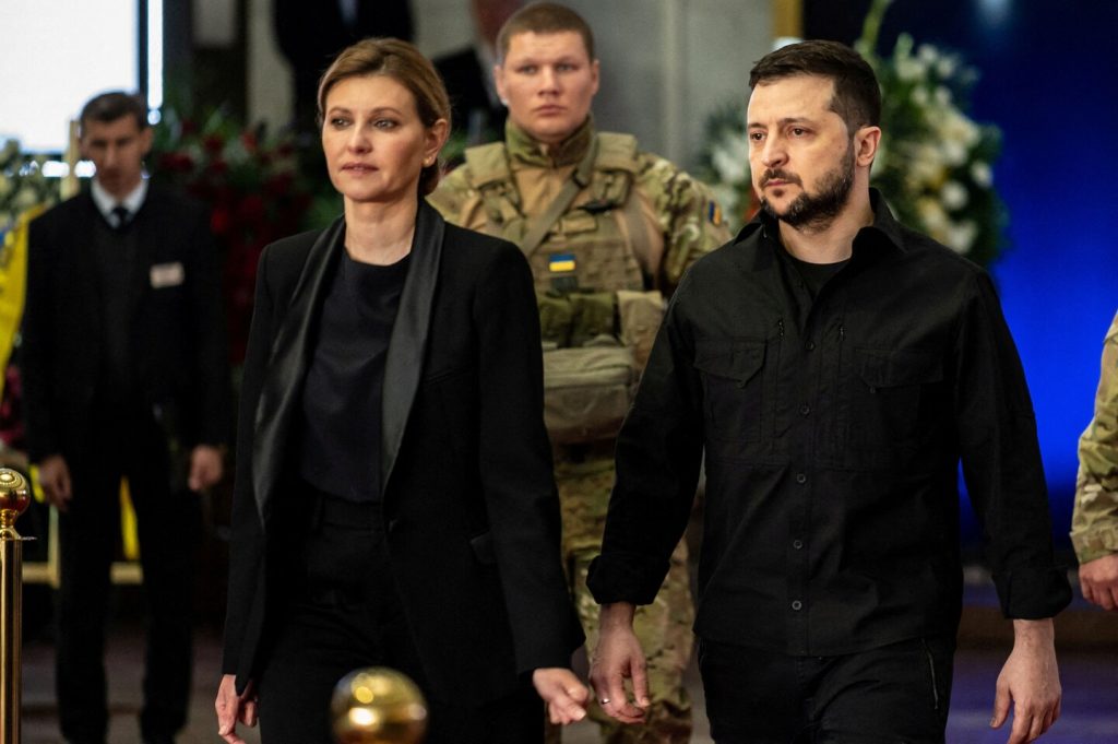 Die ukrainische First Lady Olena Zelenska beschreibt die Kriegsverluste ihrer Familie