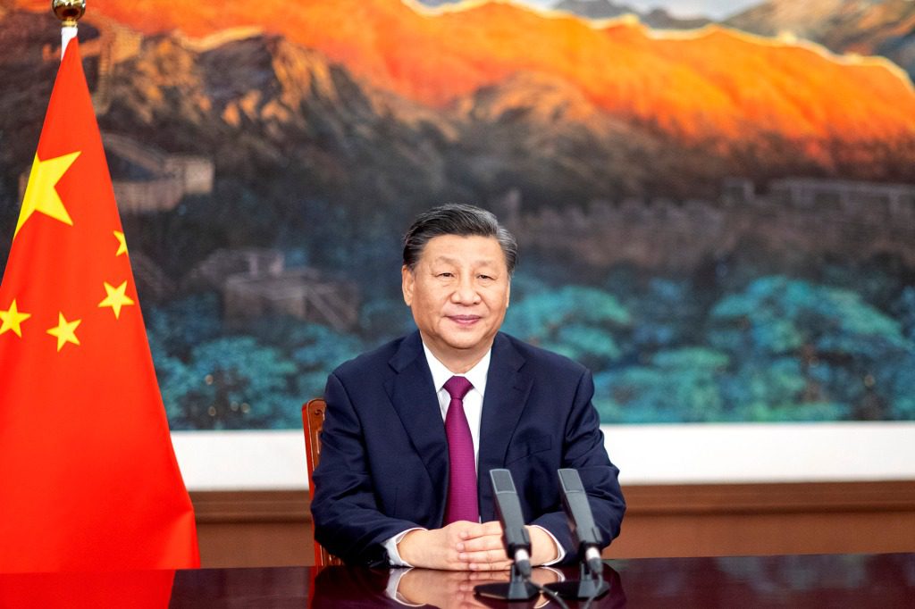 Der chinesische Staatspräsident Xi Jinping hält bei der Eröffnungssitzung des BRICS-Außenministertreffens eine Videorede.