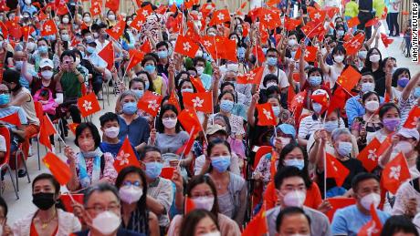 China wirft Medienschild auf Xis Besuch in Hongkong