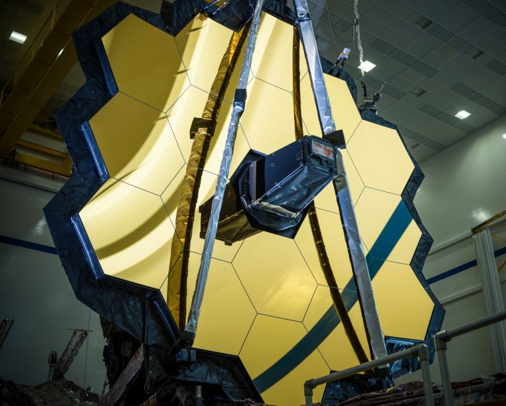 Der NASA-Bericht besagt, dass das Webb-Teleskop bei einer Mikrometeoriten-Kollision „irreversiblen Schaden“ erlitten hat