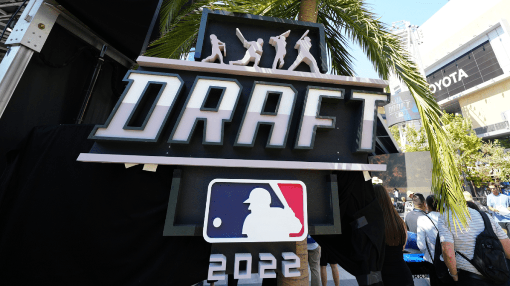 2022 MLB Draft Tracker: Ergebnisse, Analyse und vollständige Liste jeder Draft-Auswahl, während der Auswahlprozess am Montag fortgesetzt wird