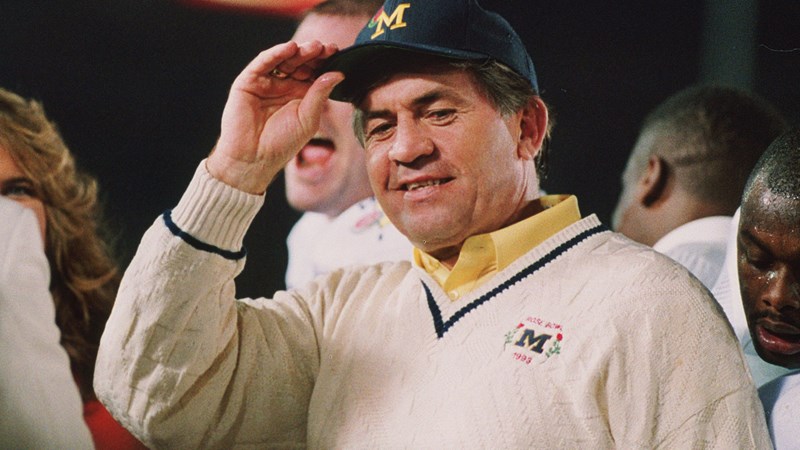 Der langjährige stellvertretende Cheftrainer von Michigan, Gary Mueller, ist verstorben