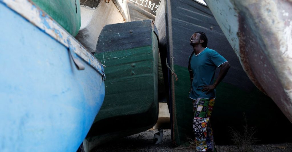 Niemand kann sie aufhalten: Afrikanische Migranten haben es auf die Kanarischen Inseln in Spanien abgesehen