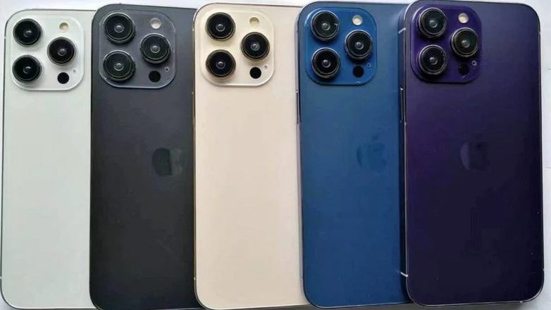 Eine Aufnahme von 5 Dummy-iPhone 14 Pro-Einheiten in Silber, Graphit, Gold, Blau und Lila