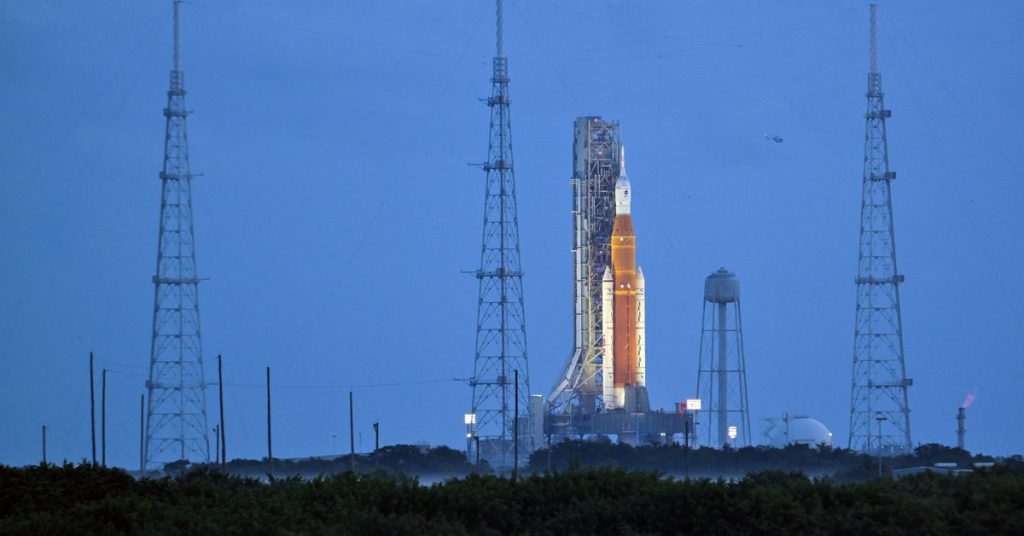 Die NASA bricht den erneuten Start der Artemis-Mondrakete unter Berufung auf ein Treibstoffleck ab