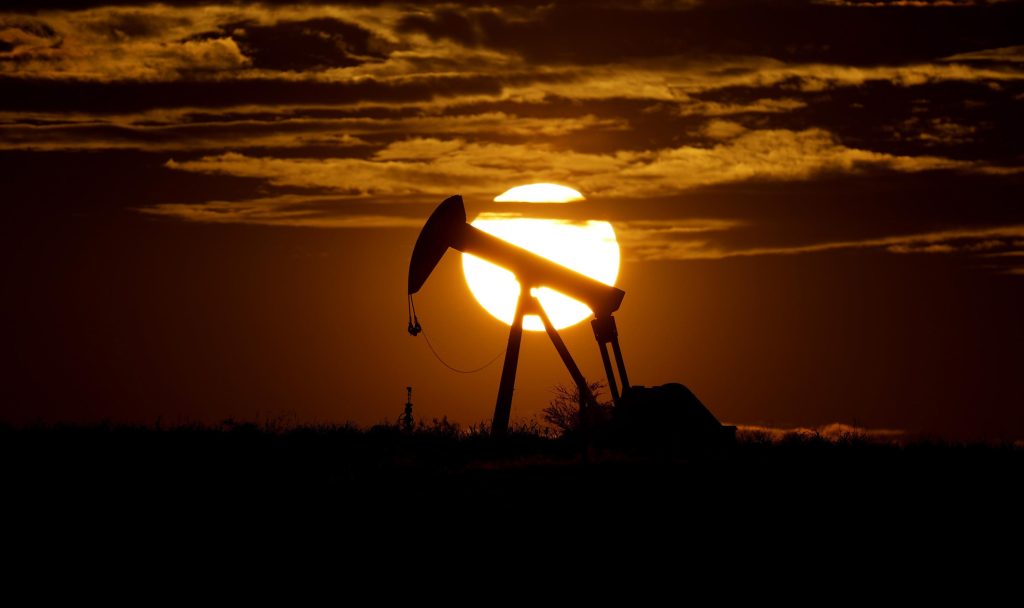 Die OPEC+ reduziert das globale Ölangebot leicht, wenn die Preise fallen