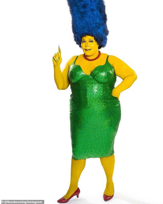 Toll!  Lizzo debütierte am Samstag mit ihrem zweiten Halloween-Look der Woche, verkleidet als Marge Simpson aus der animierten Sitcom Die Simpsons.