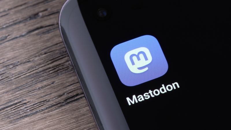 Während Twitter in Trümmern liegt, steht Mastodon in Flammen