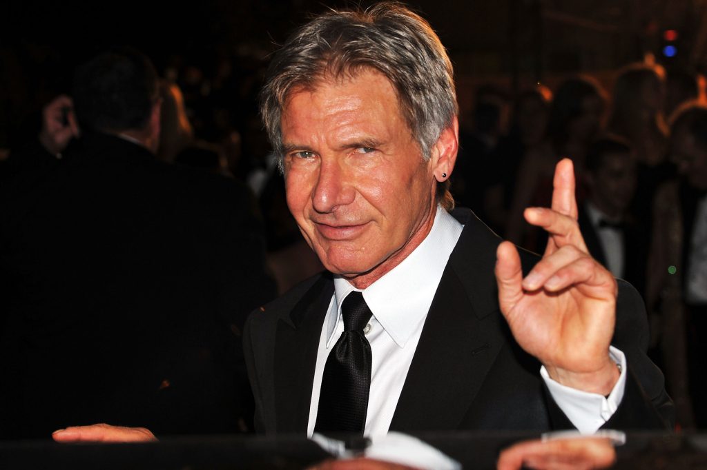 Harrison Ford verlässt nach der Premiere von Indiana Jones und das Königreich des Kristallschädels im Palais des Festivals während der 61. Internationalen Filmfestspiele von Cannes am 18. Mai 2008 in Cannes, Frankreich