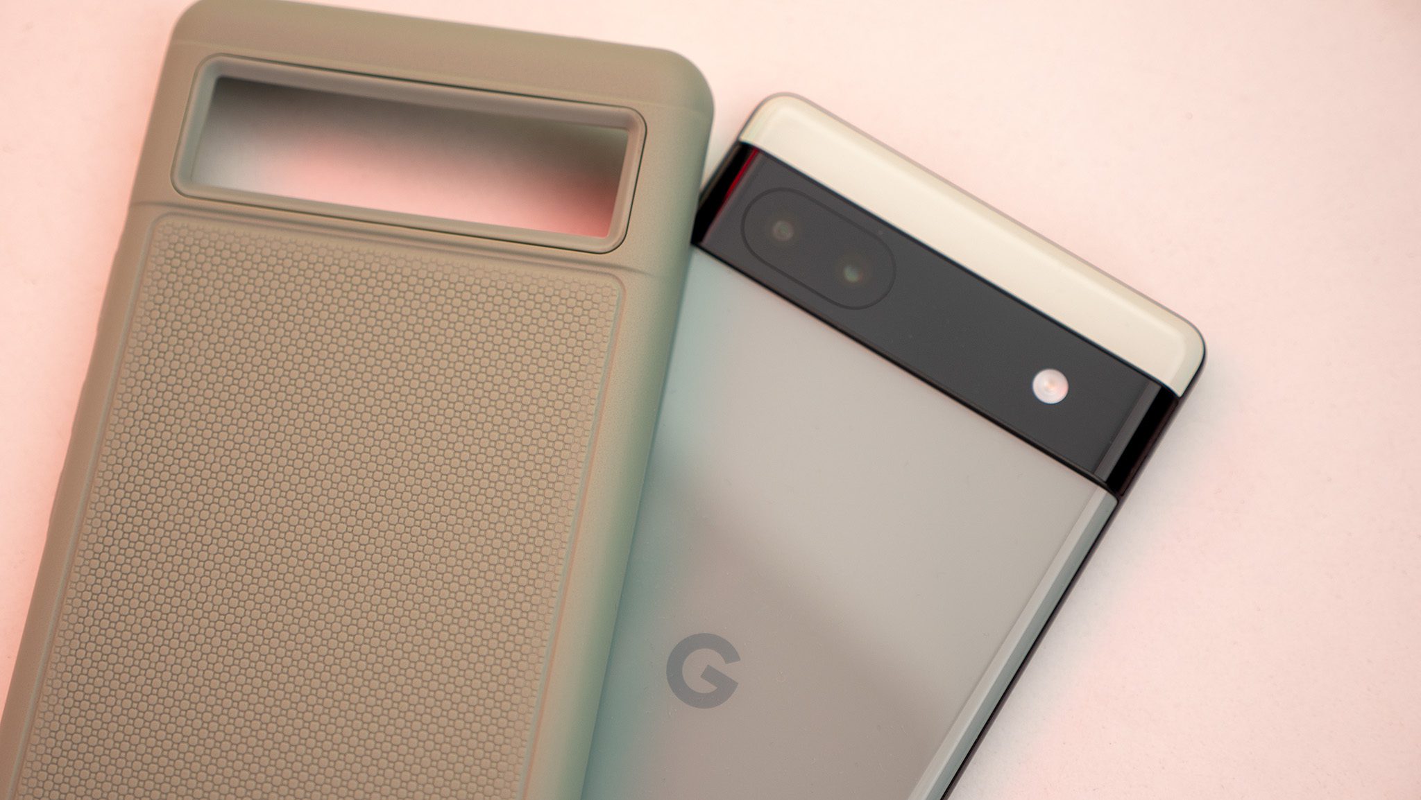 Tudia Merge Green Lily Case für das Google Pixel 6a